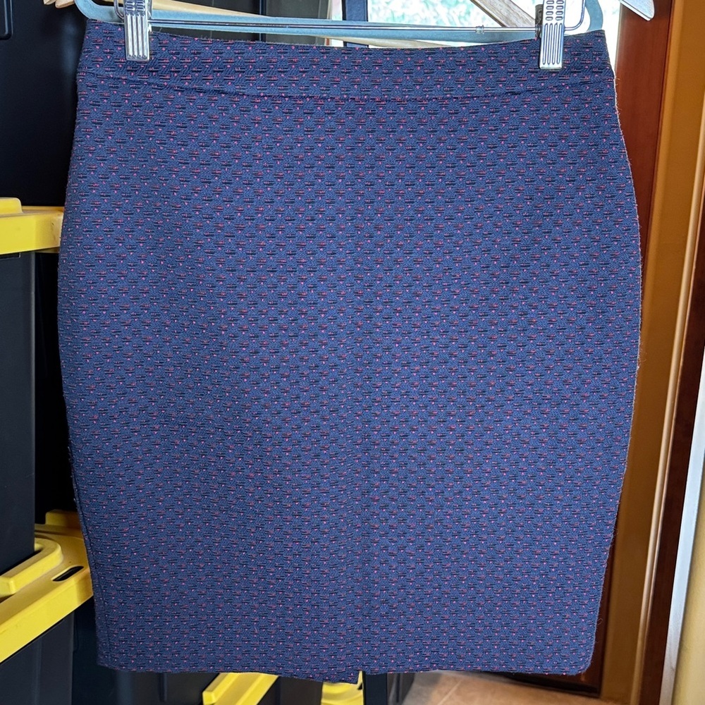 Ann Taylor Petite Textured Navy Red Pencil Skirt Size Large